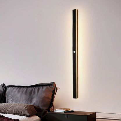 Meridian Outdoor LED Wall Light