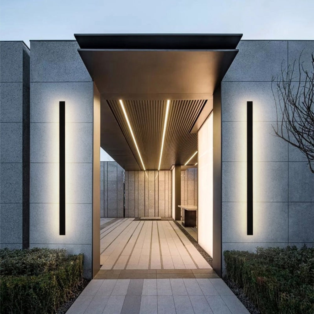 Meridian Outdoor LED Wall Light