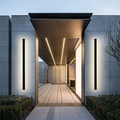 Meridian Outdoor LED Wall Light